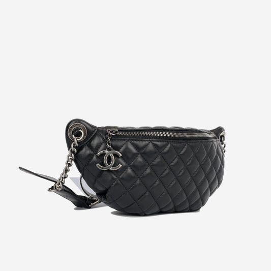 Chanel Luxury Lambskin Black Handbag Style 11 Rovelle Bags