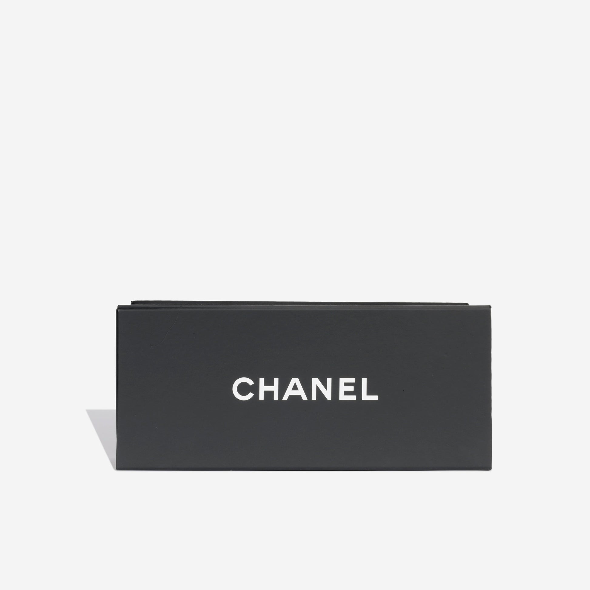 Chanel Luxury Lambskin Black Handbag Style 11 Rovelle Bags