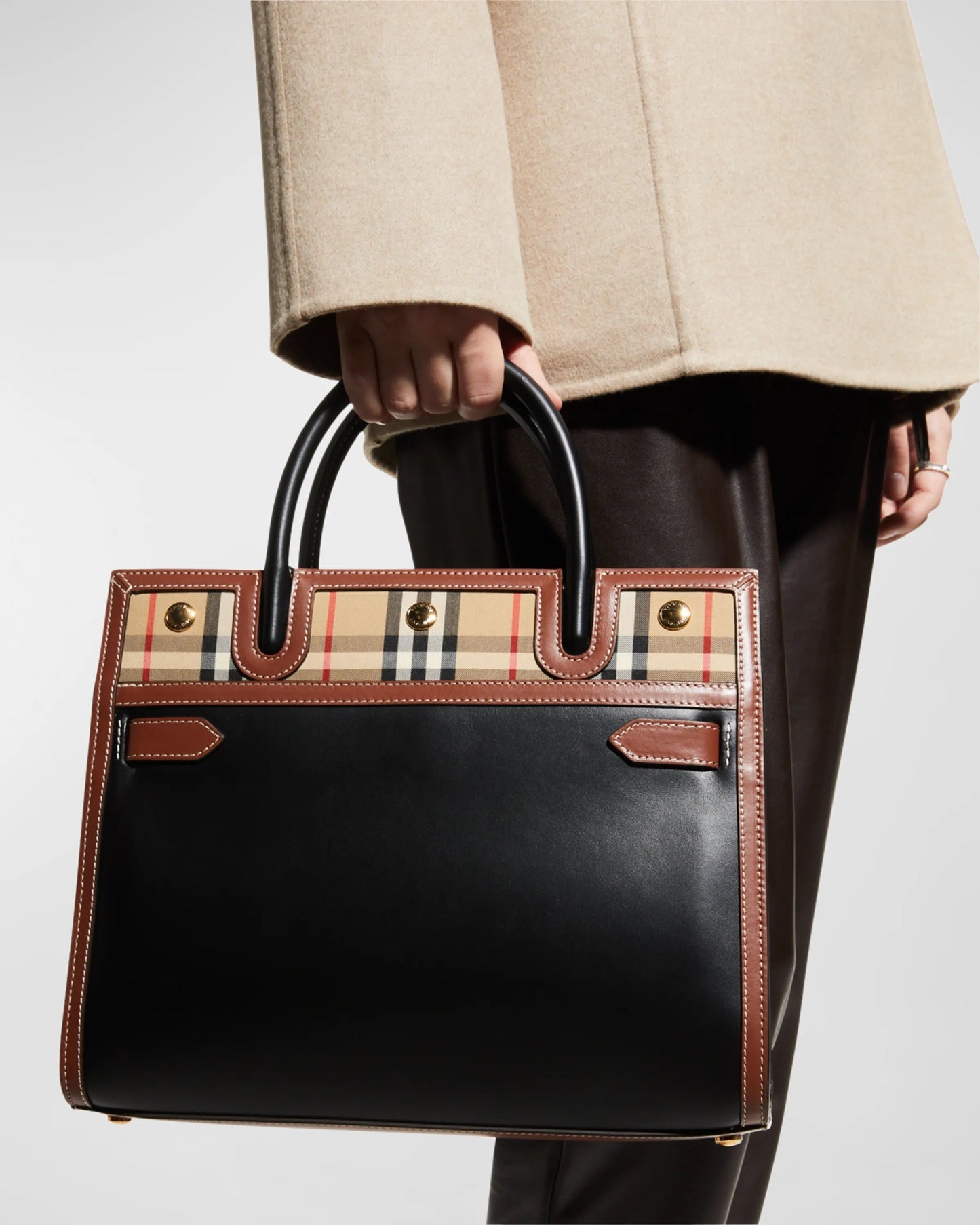 Burberry TITLE TRIM Leather Shoulder Bag