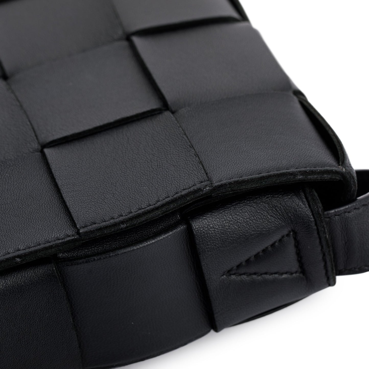 Bottega Veneta Black Intrecciato Cassette Bag