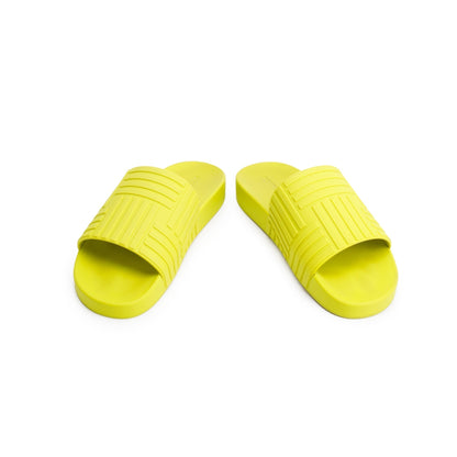 Bottega Veneta Kiwi Rubber Flat Slider Sandals, Size 40