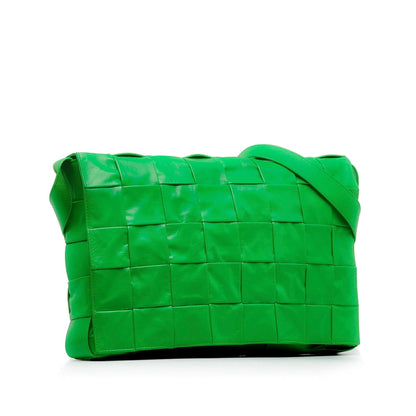 Luxury Bottega Veneta Maxi Intrecciato Cassette Crossbody Bag (SHG-slCZsv)