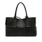 Luxury Bottega Veneta Maxi Intrecciato Small Arco Tote (SHG-hRd6If)