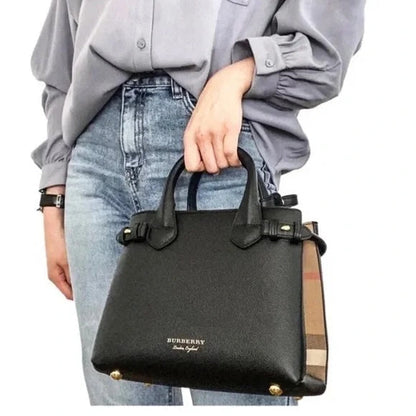 BURBERRY DERBY LEATHER SMALL BANNER TOTE BAG