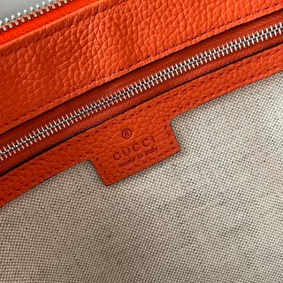 Gucci Jumbo GG Medium Messenger Bag