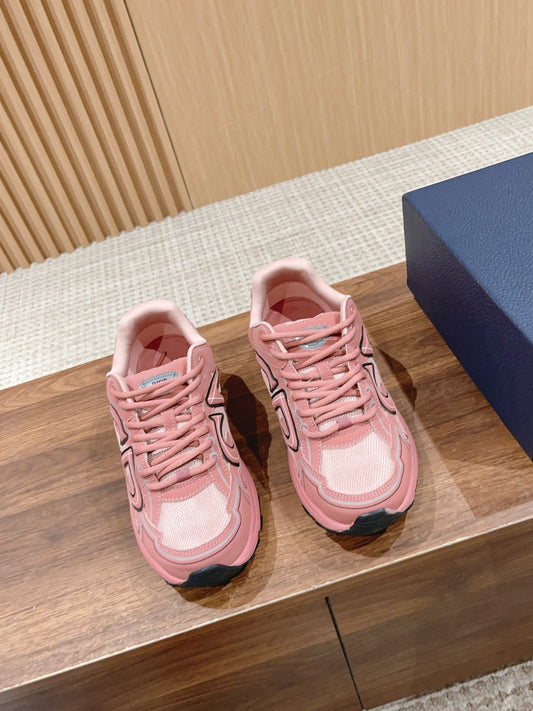 Christian B30 Women Sneakers