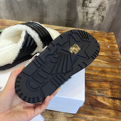 Christian Dior D - Cross Slide