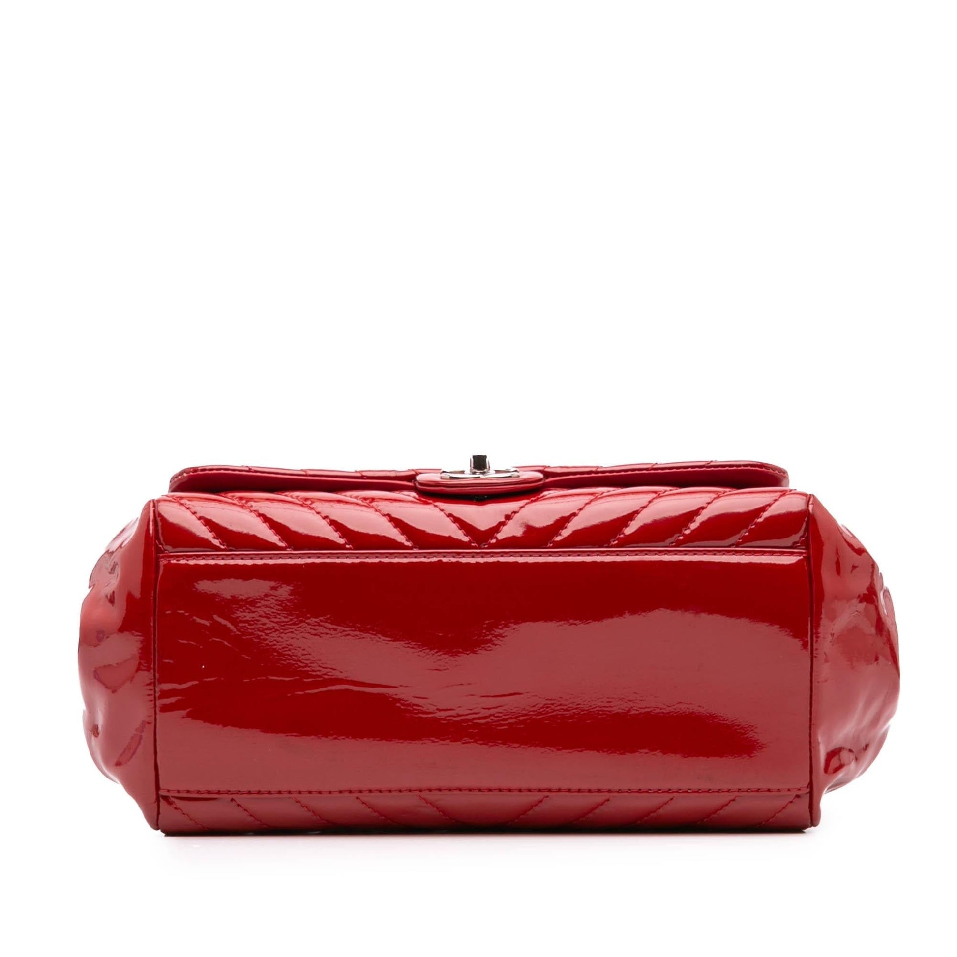 Chanel Cc Chevron Patent Accordion Single Flap Rovelle Bags