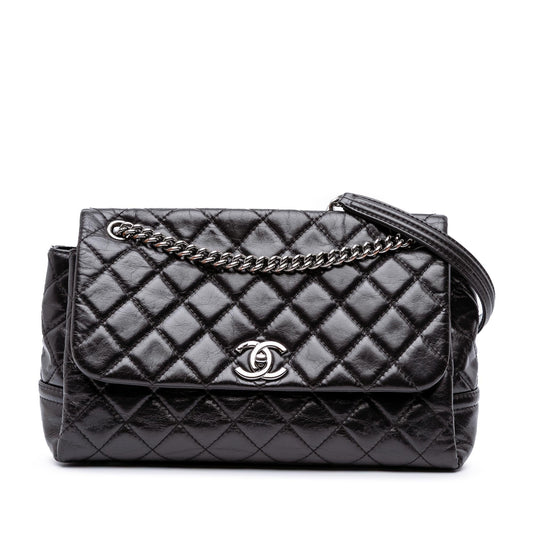 Chanel Medium Quilted Glazed Calfskin Pearly Flap Rovelle Bags