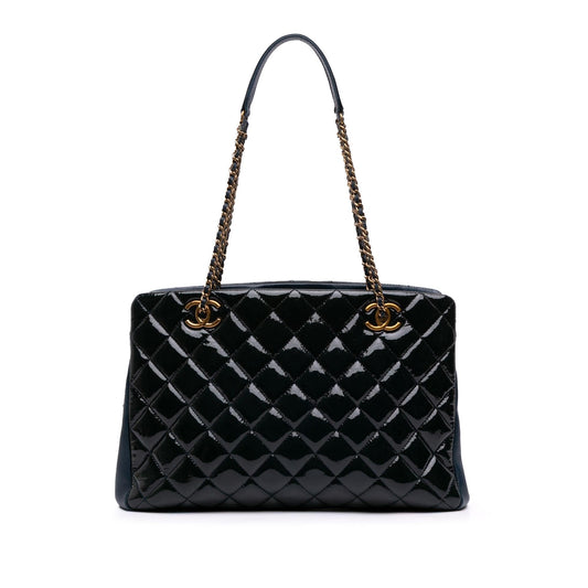 Chanel Paris Salzburg Patent And Goatskin Cc Eyelet Tote Rovelle Bags