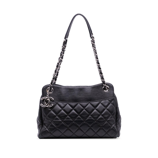 Chanel Quilted Lambskin 7 Tote Rovelle Bags