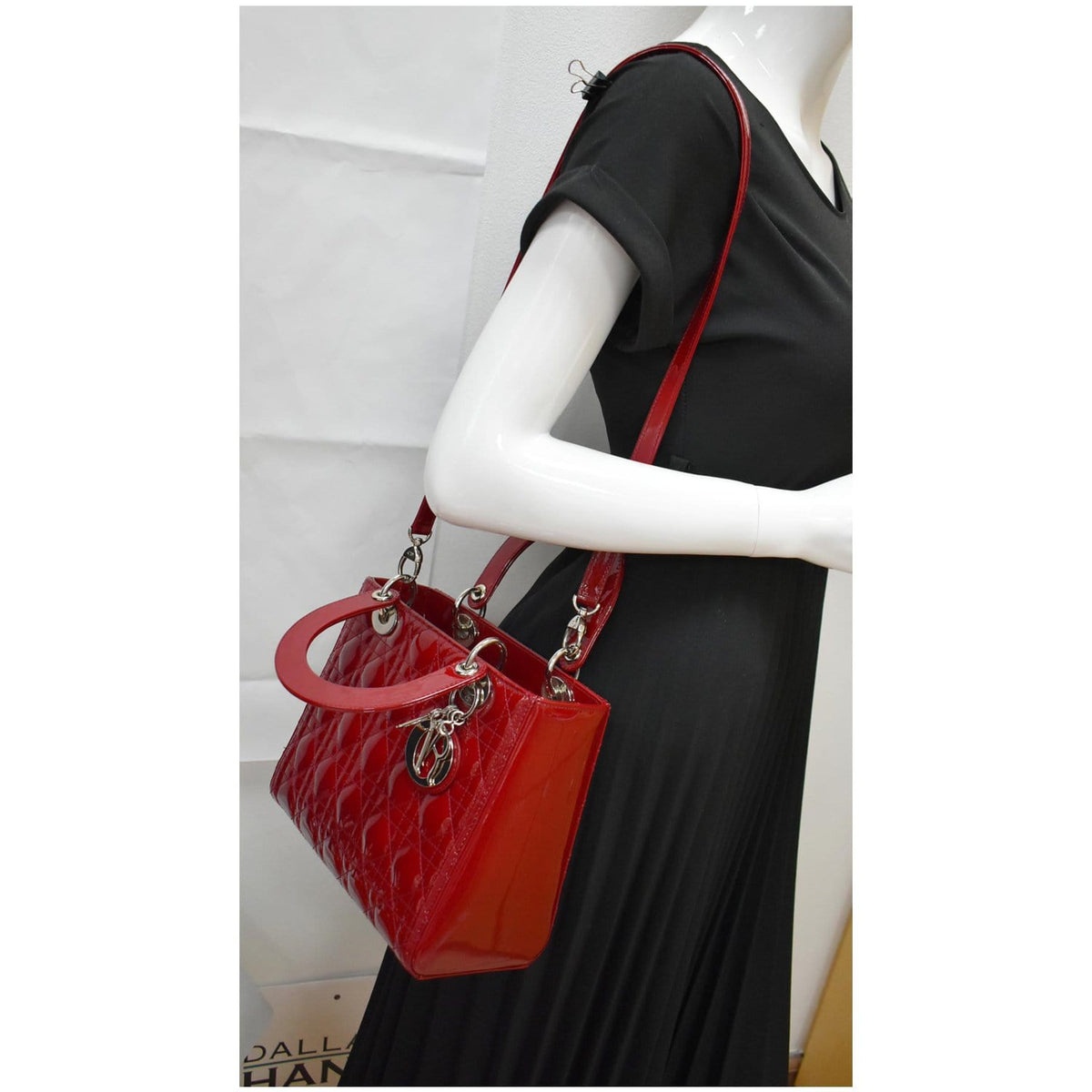 CHRISTIAN DIOR Medium Lady Dior Cannage Patent Leather Shoulder Bag Red Rovelle Bags