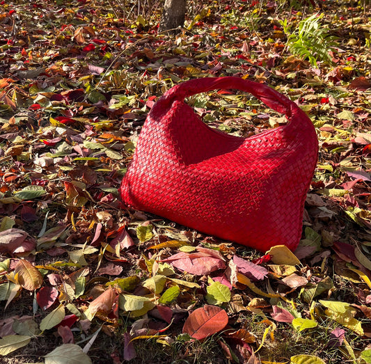 Bottega Veneta Intrecciato Hobo Bag in Red leather Large