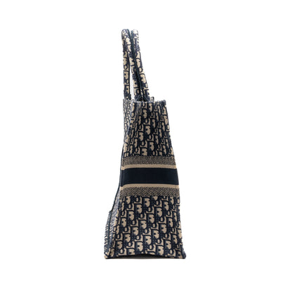 large book tote ecru and blue Dior oblique embroidery Rovelle Bags