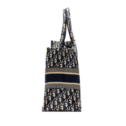 Dior Medium Dior Book Tote Dior Oblique Embroidery Ecru/Blue Rovelle Bags