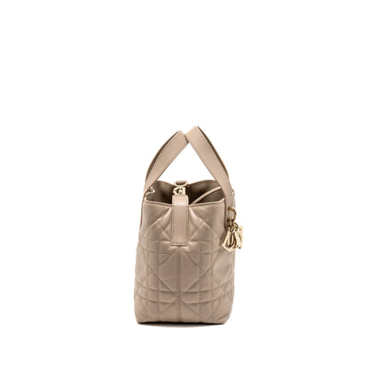 Dior Small Toujours Tote Purse Macrocannage Calfskin Powder Beige Rovelle Bags