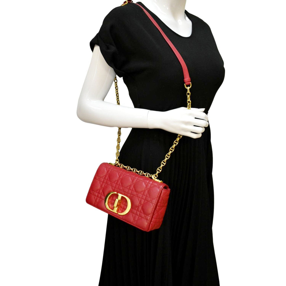 CHRISTIAN DIOR Caro Cannage Calfskin Leather Shoulder Bag Red Rovelle Bags