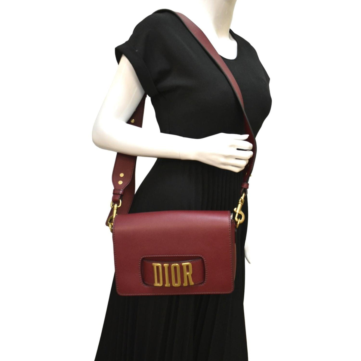 CHRISTIAN DIOR Dio(r)evolution Flap Calfskin Shoulder Bag Dark Red Rovelle Bags
