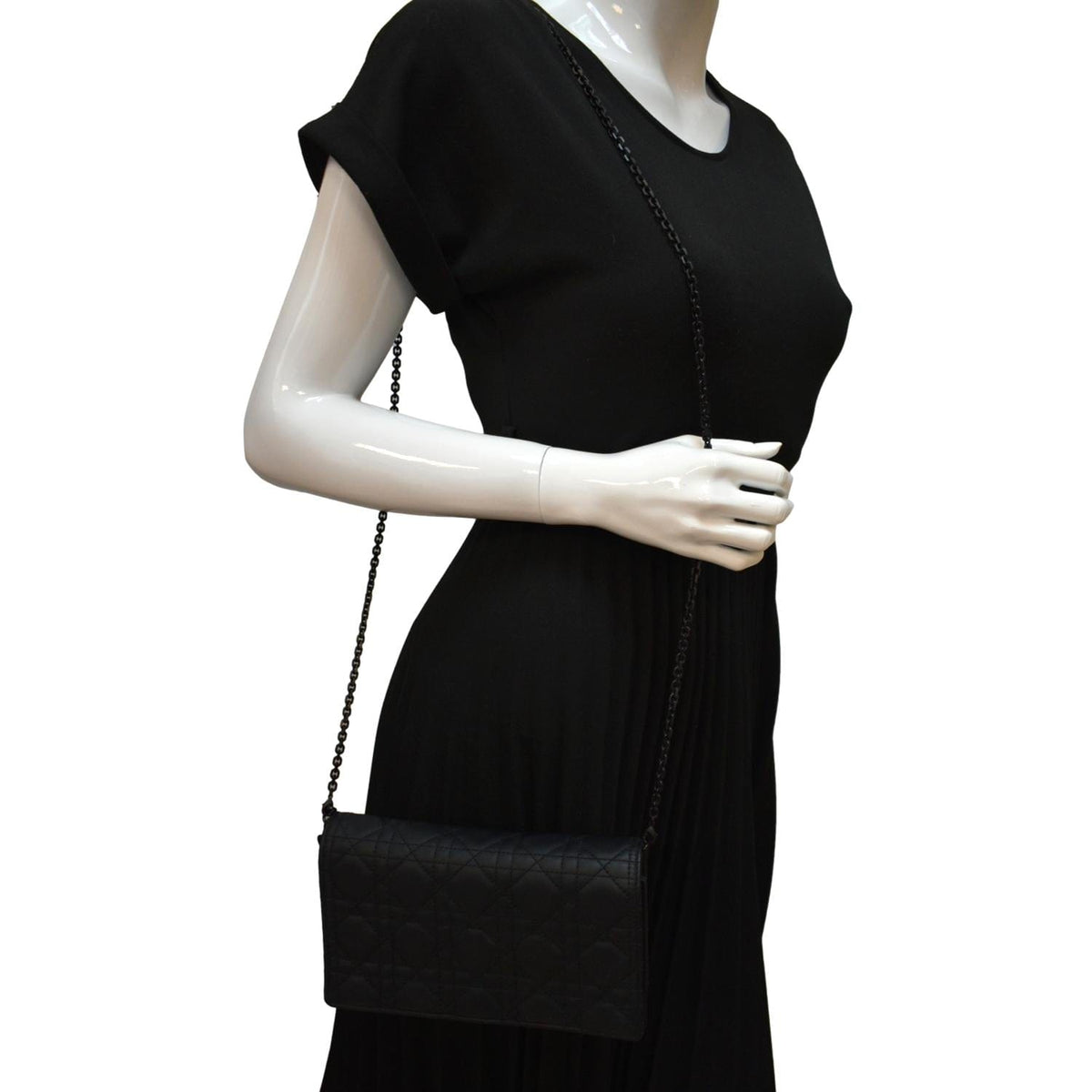 CHRISTIAN DIOR Lady Dior Cannage Leather Crossbody Chain wallet Black Rovelle Bags