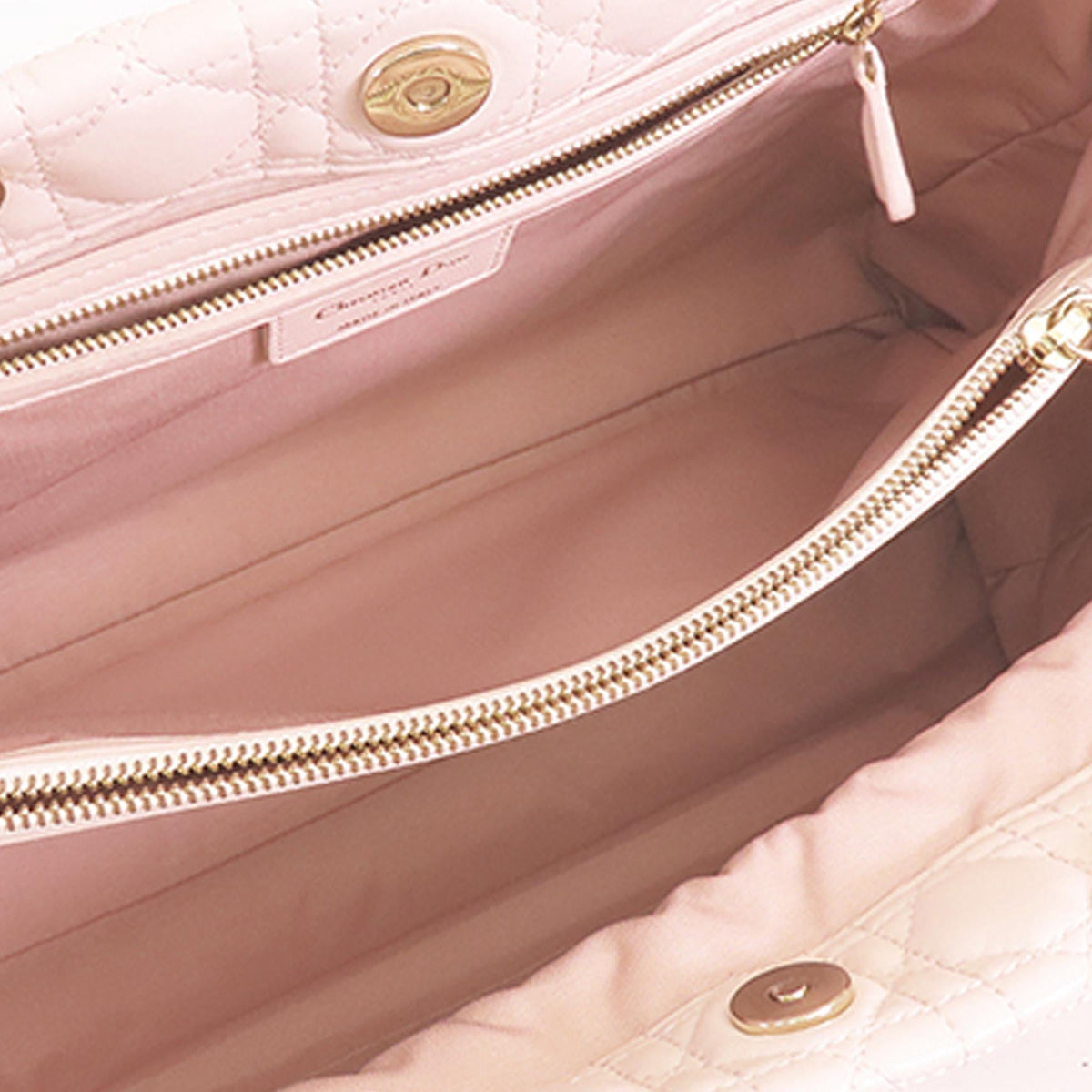 Dior Medium Lambskin Cannage Dior Soft Shopping Tote (SHG-cZhMo2) Rovelle Bags