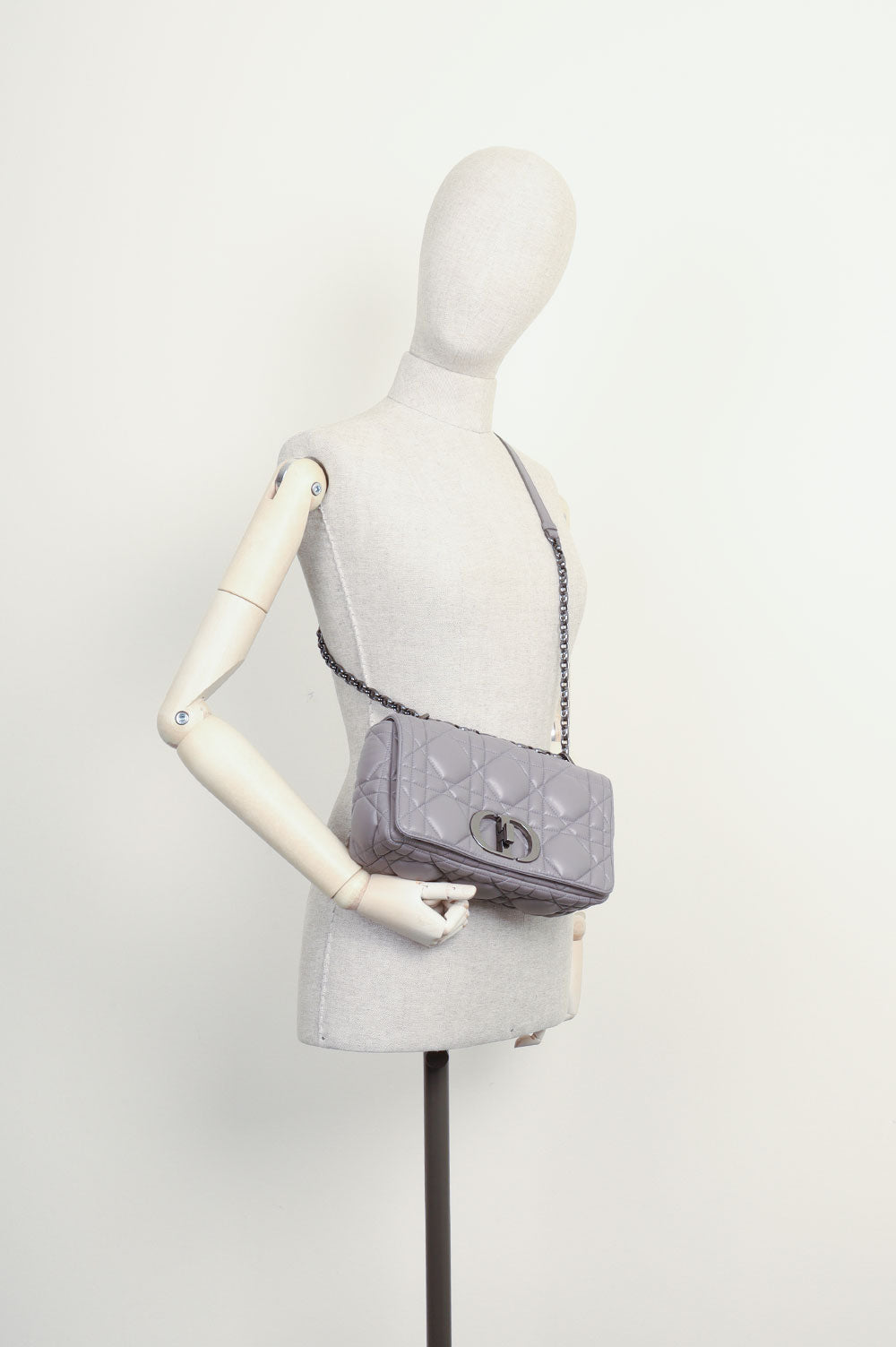 Christian Dior Caro Bag Macrocannage Calfskin Grey Rovelle Bags