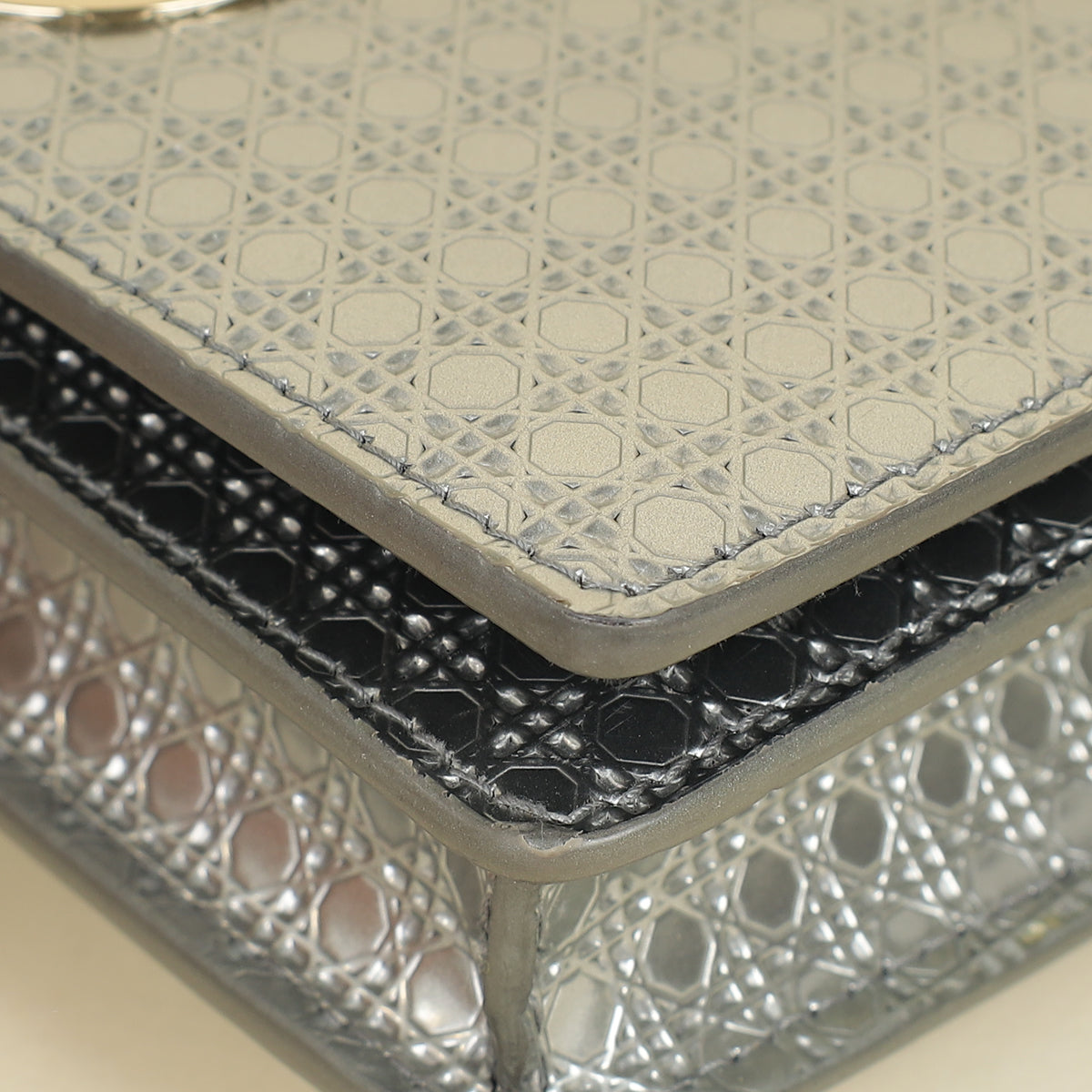 Christian Dior Silver 30 Montaigne Microcannge 2 Way Chain Pouch Rovelle Bags
