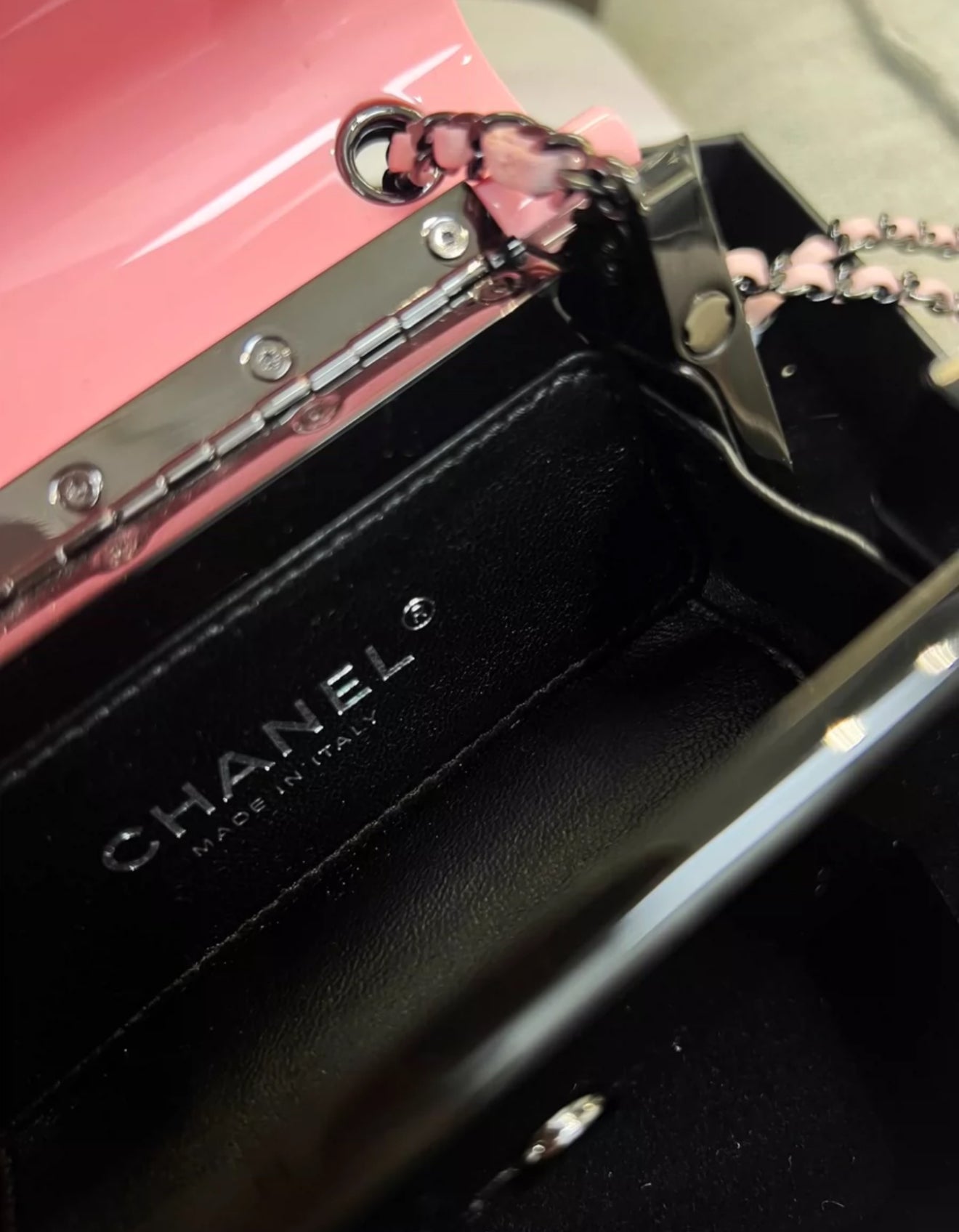 Chanel Luxury Leather Black Handbag Rovelle Bags