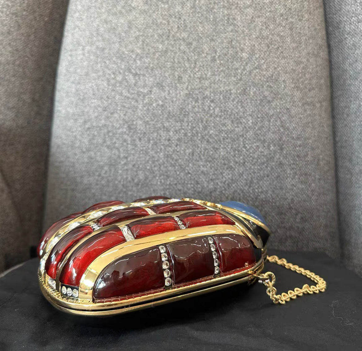 Chanel Luxury Leather Red Shoulder Bag Red Rovelle Bags