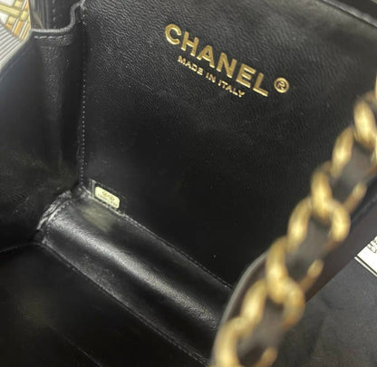 Chanel Luxury Leather Black Clutch Style 10 Rovelle Bags