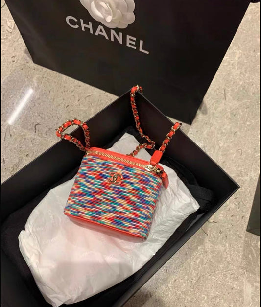 Chanel Vanity Lambskin Gold Clutch Rovelle Bags