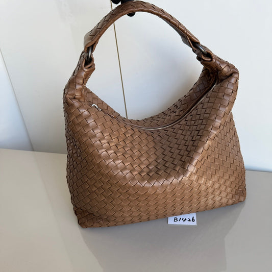 Bottega Veneta New Sloane Shoulder Bag Milk Chocolate Brown Medium 30cm