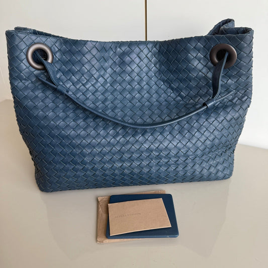 Bottega Veneta Garda Shoulder Bag Intrecciato Nappa Leather Navy Large 33cm