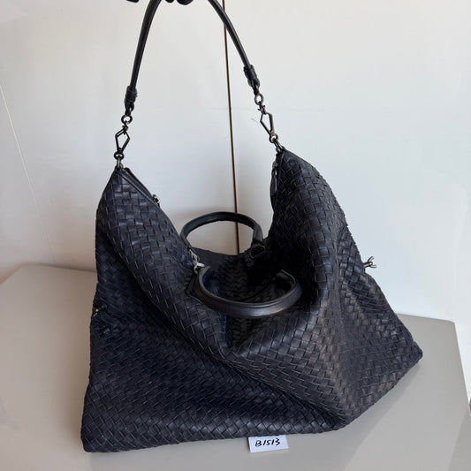 Bottega Veneta Maxi Convertible Tote Bag Hobo Dark Navy Leather Two-way Carry 50cm