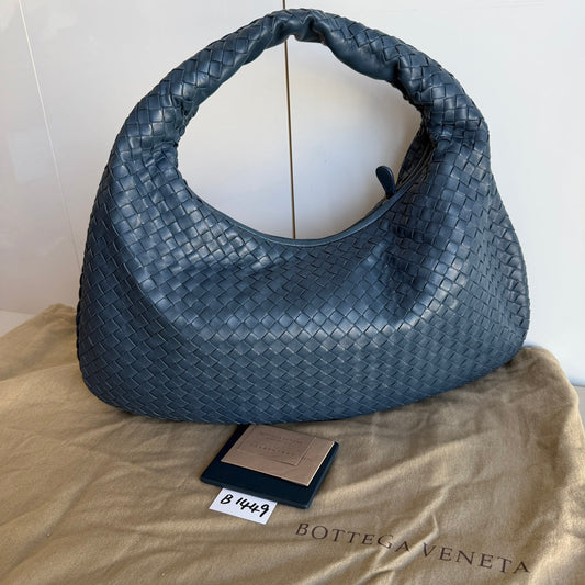 Bottega Veneta Hobo Bag Lambskin leather Dark Navy Medium 47cm