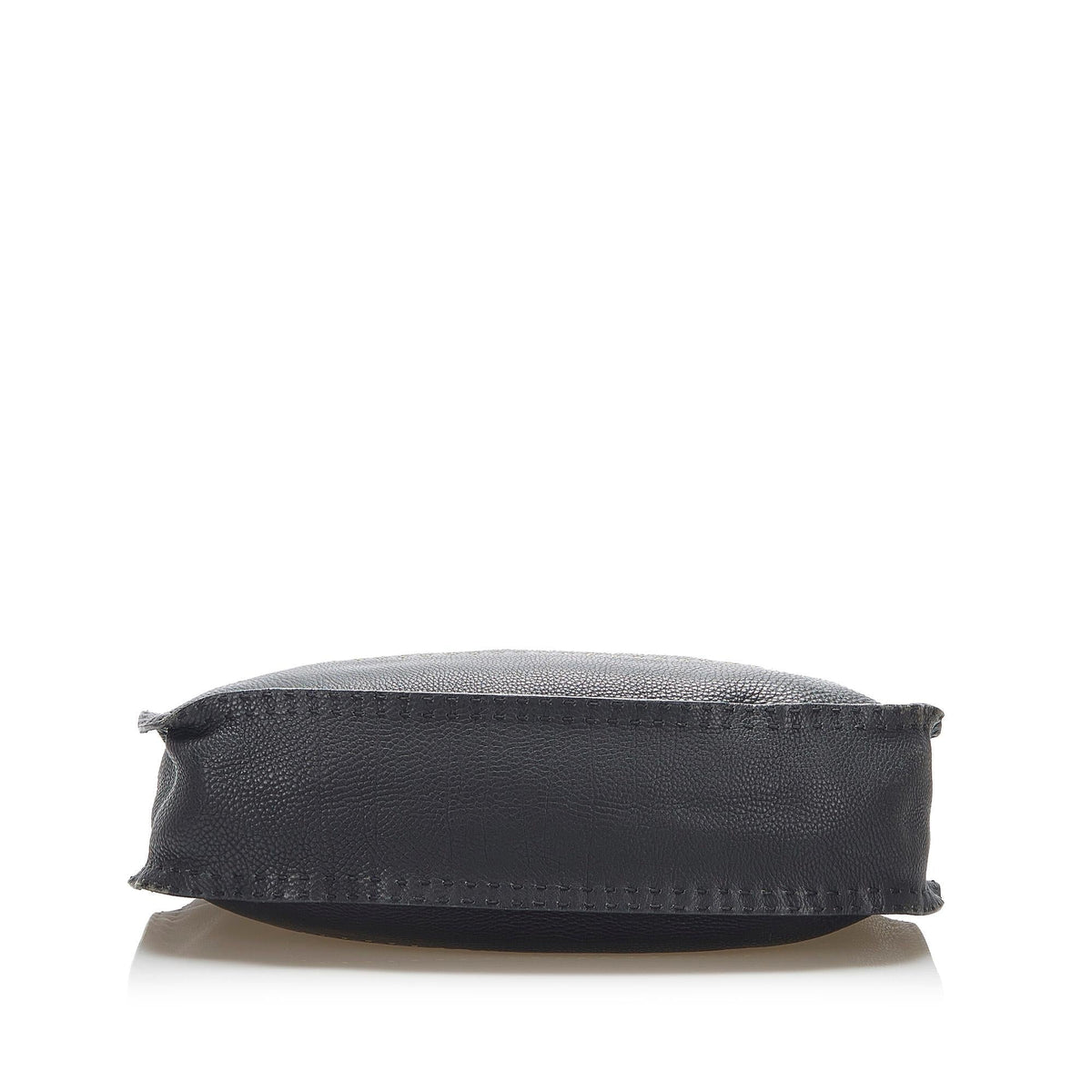 Fendi Selleria Leather Shoulder Bag (SHG-22349) Rovelle Bags