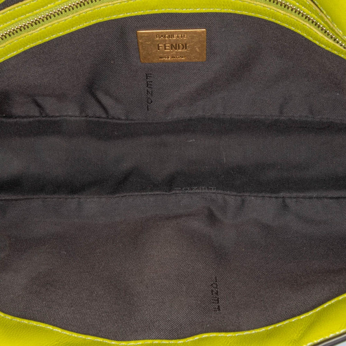 Fendi Zucca Embossed Baguette Satchel Shg-Jxmw95 Rovelle Bags