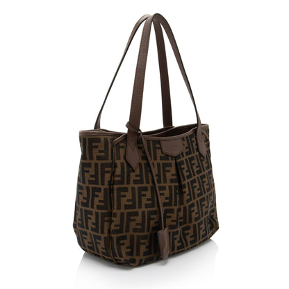 Fendi Zucca Vitello Artic Shopping Tote (SHF-h2JnoL) Rovelle Bags