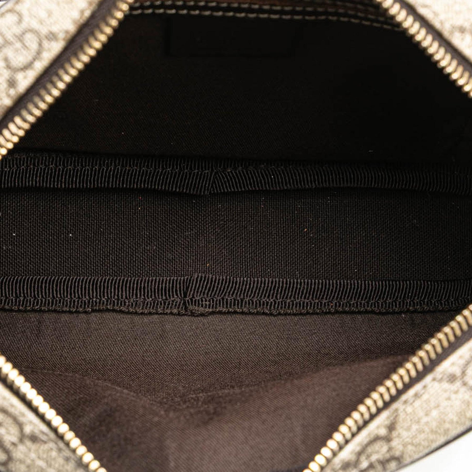 Gucci GG Supreme Crossbody Rovelle Bags