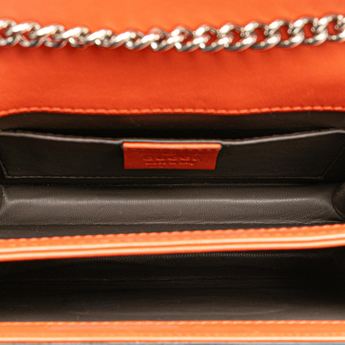 Gucci Small Polished Calfskin Interlocking G Dollar Crossbody Rovelle Bags