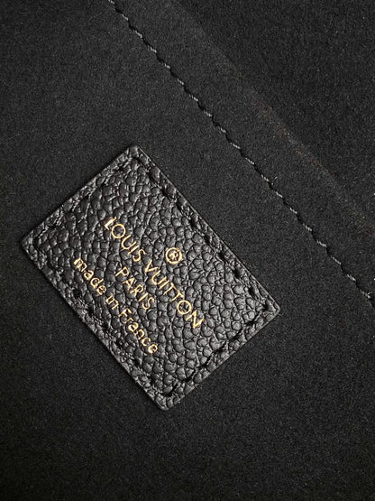 LV Babylone Tote Mm bag