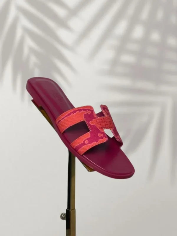 Pink Oran Hermes sleeper