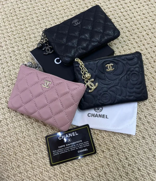 Chanel Wallet With Chain Logo