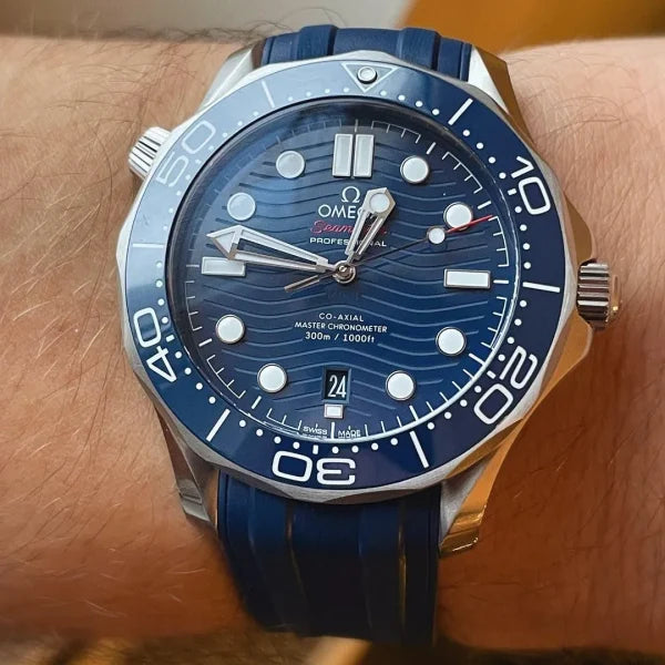 Omega Black Yellow Gold And Stainless Steel Seamaster Chronometer Men鈥檚 Watch