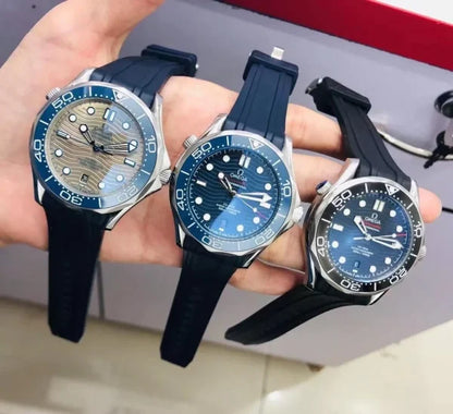 Omega Black Yellow Gold And Stainless Steel Seamaster Chronometer Men鈥檚 Watch