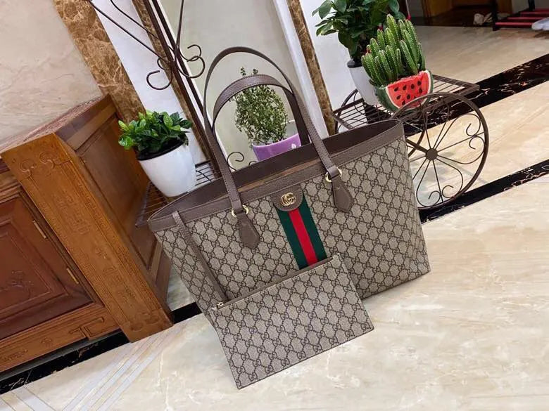 Gucci Ophidia Medium GG Supreme Canvas Tote Bag