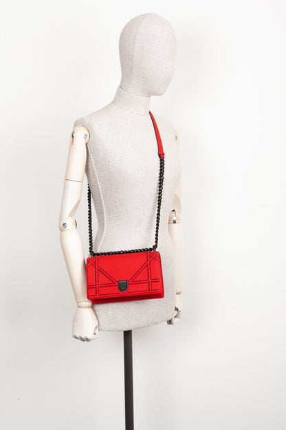 Christian Dior Diorama Handbag Matte Red Rovelle Bags
