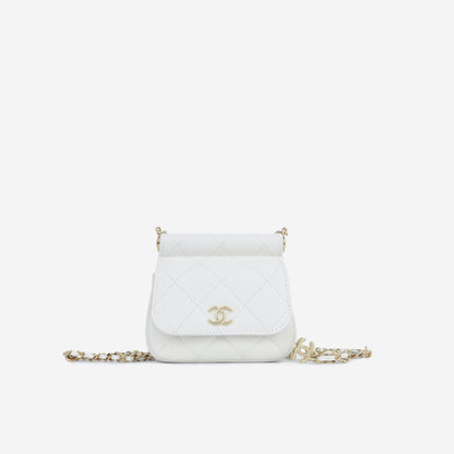 Chanel Luxury Lambskin Gold Clutch Rovelle Bags