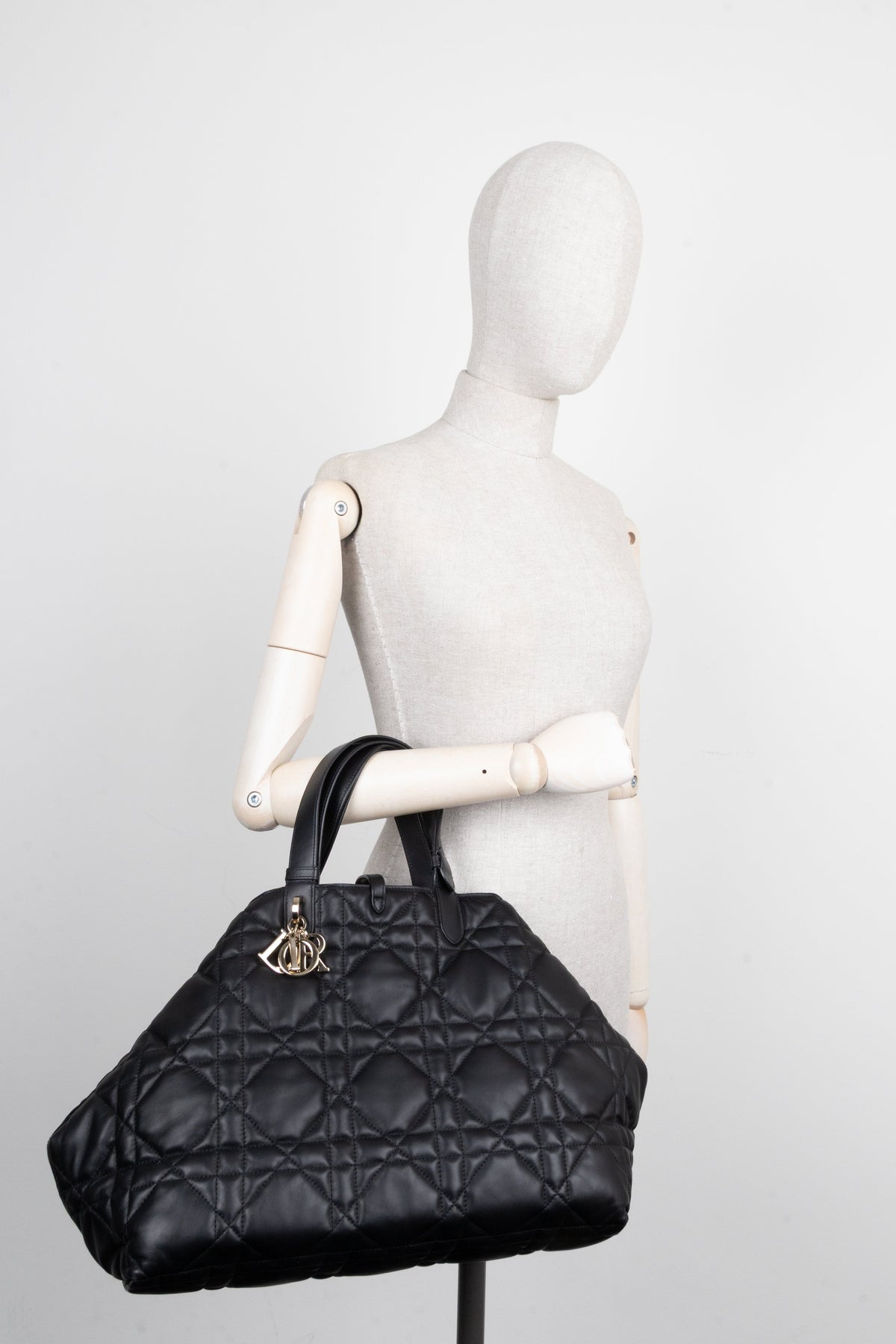 Christian Dior Toujours Bag Large Macrocannage Black Rovelle Bags