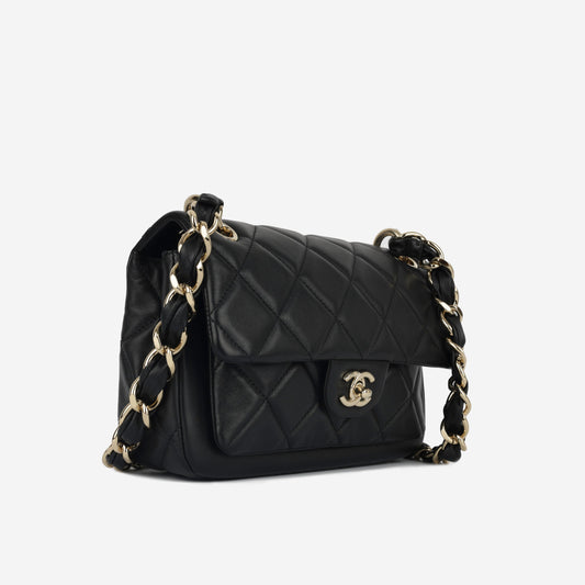 Chanel Seasonal 2021 Pocket Flap Rovelle Bags