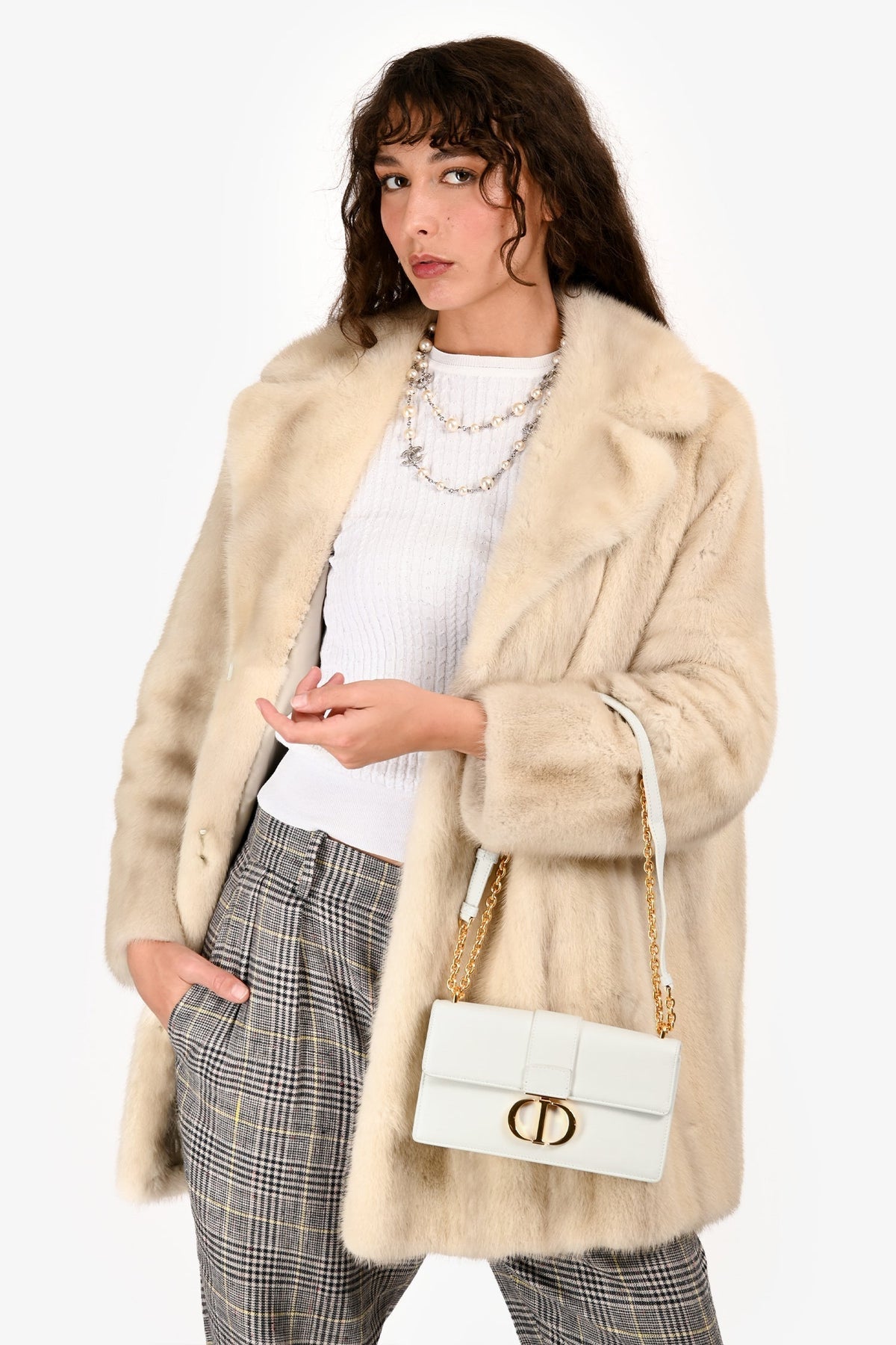 Christian Dior White Leather '30 Montaigne East-West' Crossbody Bag With Chain Rovelle Bags